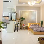 Cozy Studio In Phu Nhuan District Near District 1